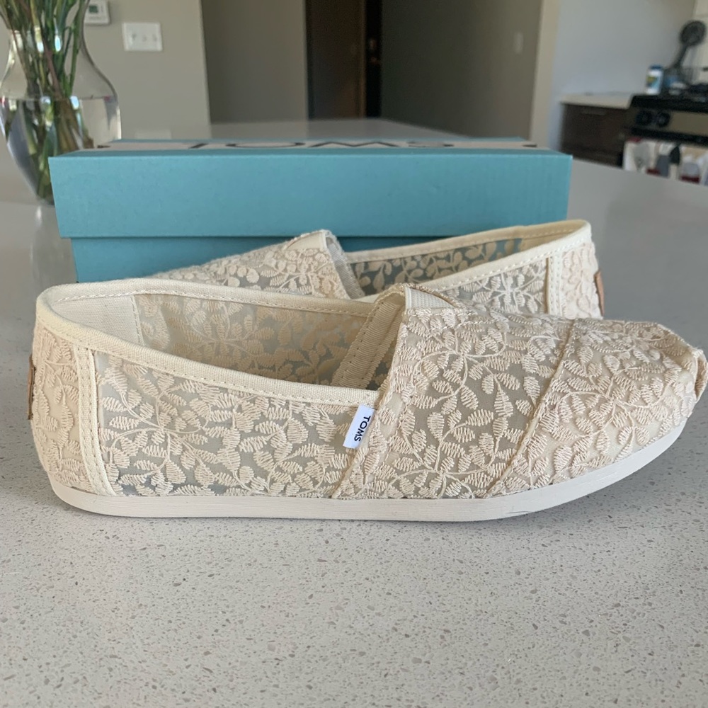 TOMS Alpargata Botanical Lace
